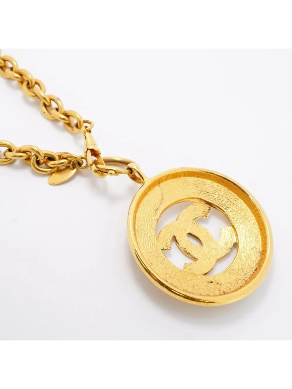 Chanel necklace vintage